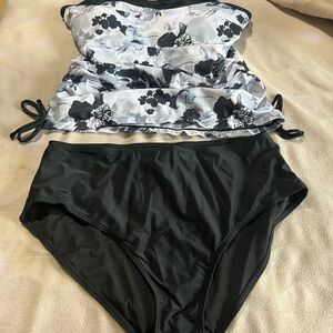 Women’s Black Floral Tankini Set - Brand
